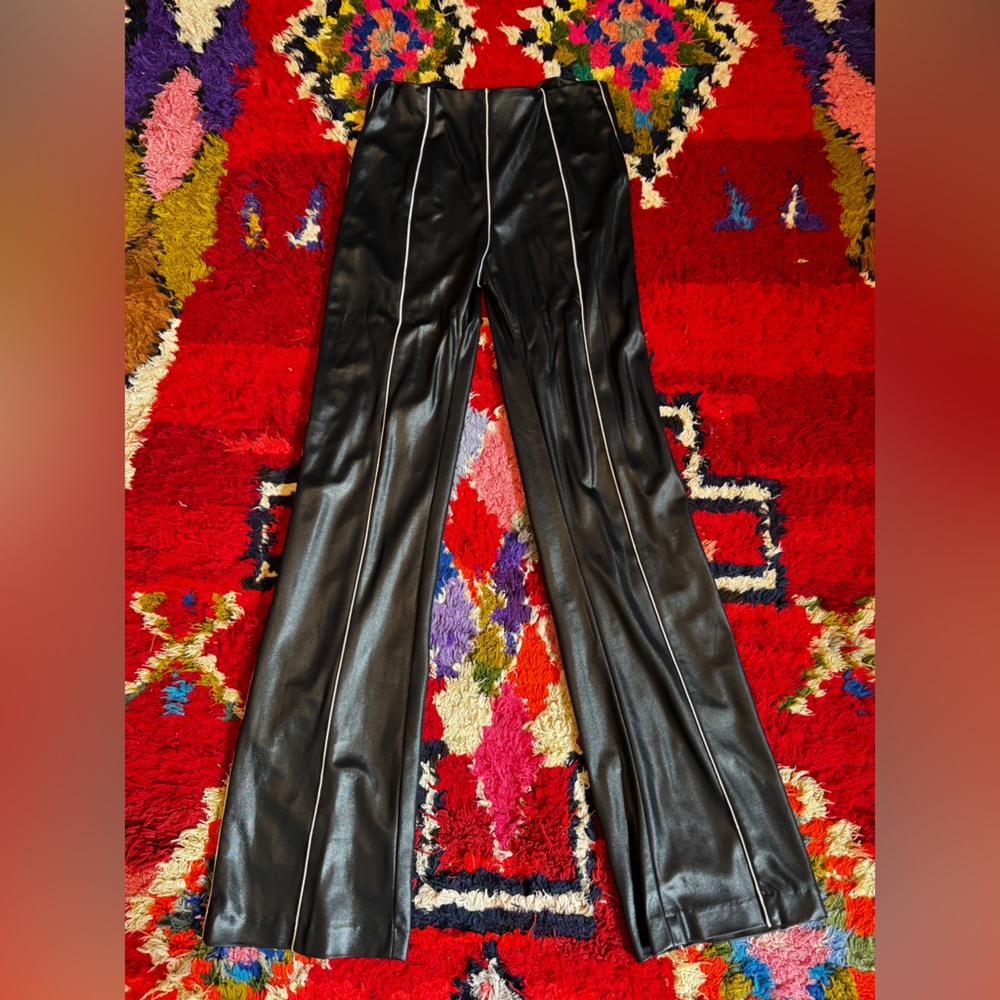 Deadstock 70s Vintage Fredricks of Hollywood Liquid Faux Leather studded Pants - Picture 2 of 12